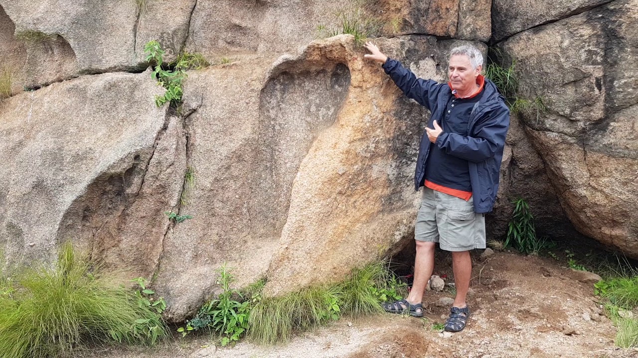 Mpuluzi Batholith: A 200-million-year-old 'giant' footprint discovered in South Africa 2