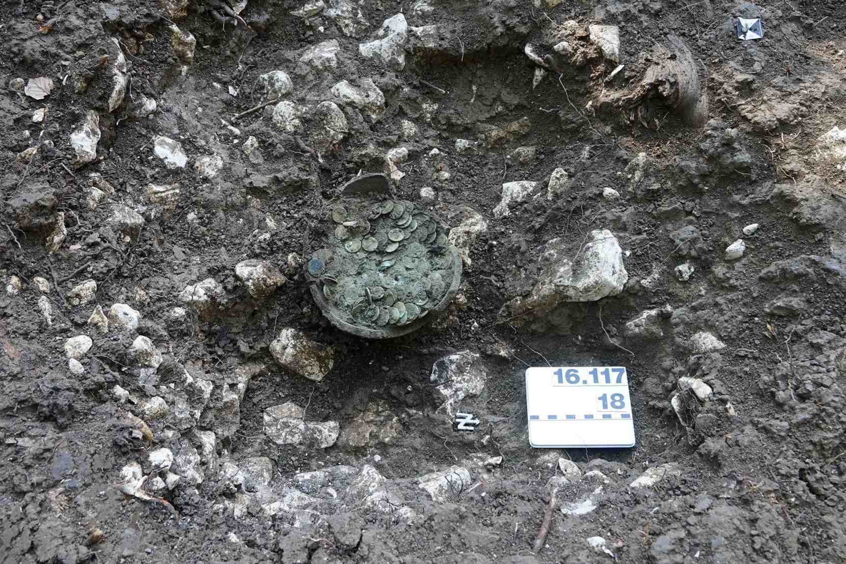 The clay pot contained 1,290 Roman coins