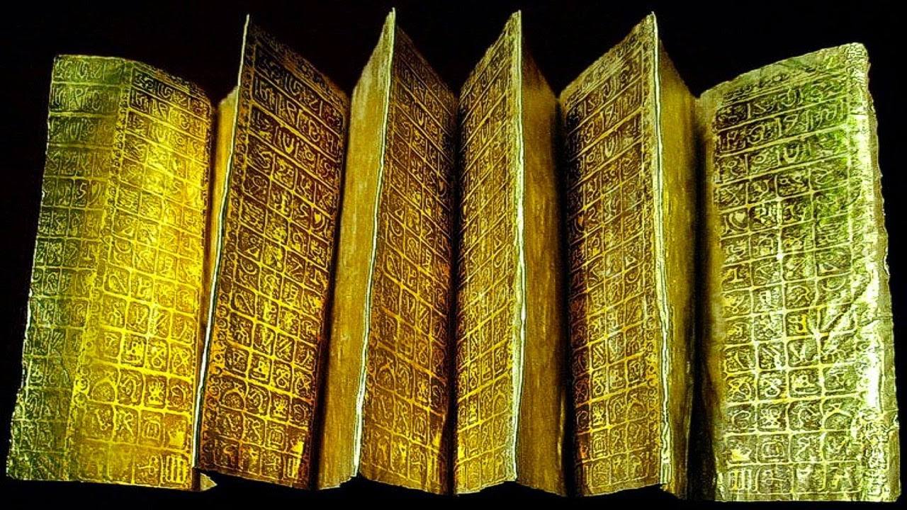 Priest discovered an ancient golden library, thought to be built by giants, inside a cave in Ecuador 3