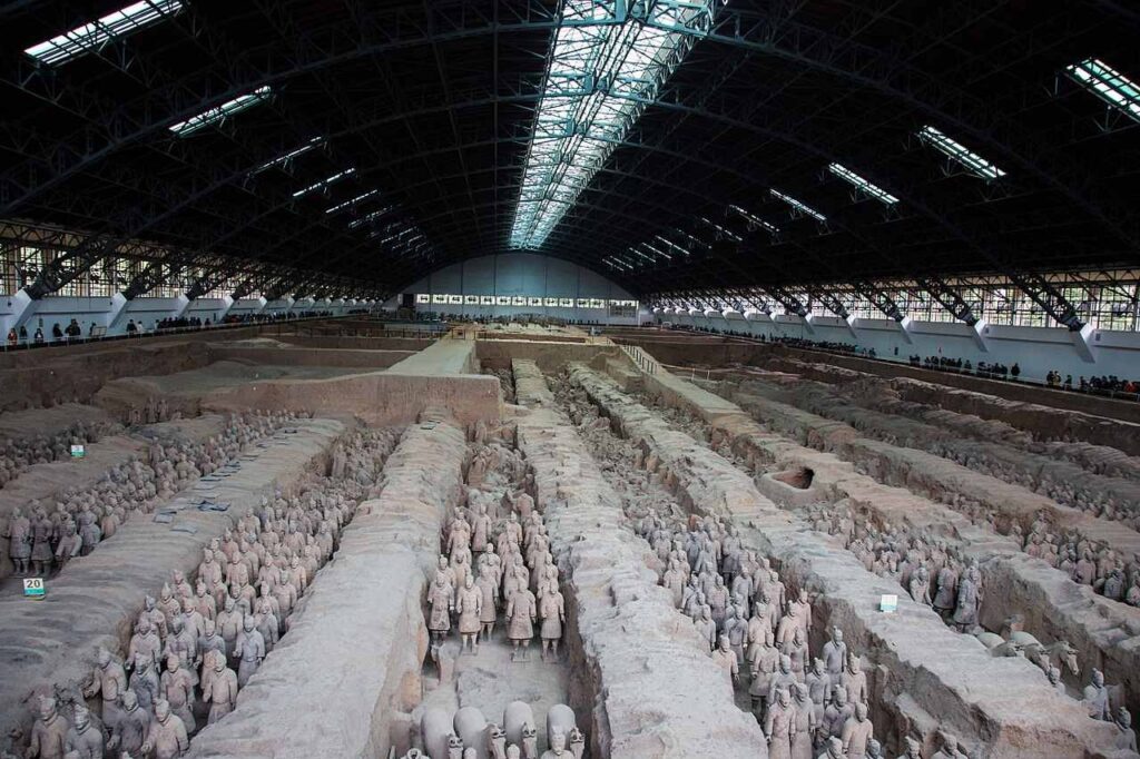 Bojevniki iz terakote cesarja Qina - vojska za posmrtno življenje 9