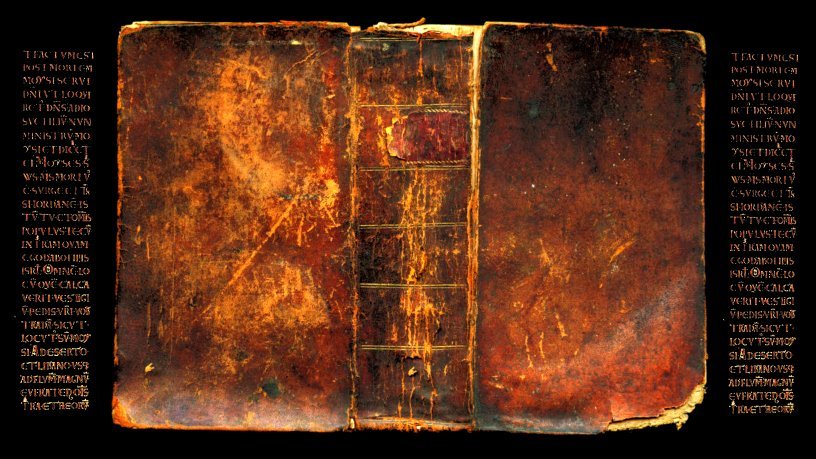 Wouerechten hannert der Devil's Bible, dem Harvard Buch gebonnen an der mënschlecher Haut an der Black Bible 2