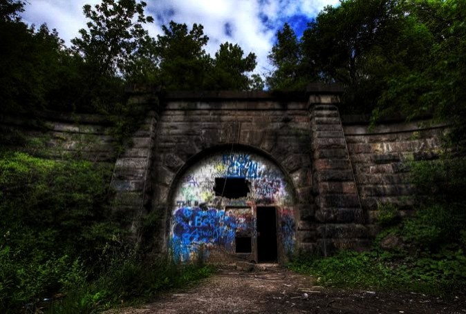 21 läskigaste tunnlar i världen 15