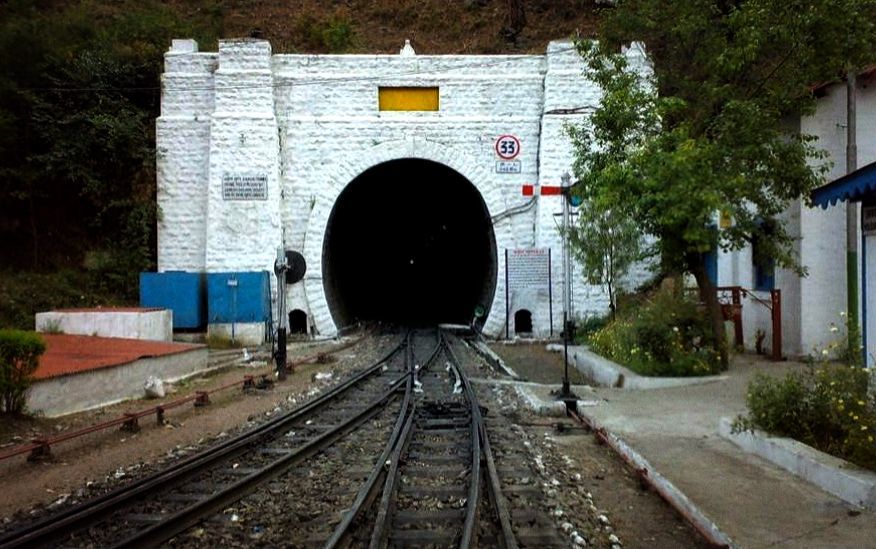 21 най-страшни тунела в света 4