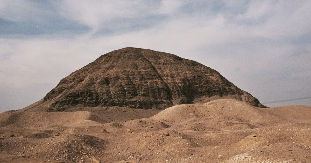 hawara-pyramid
