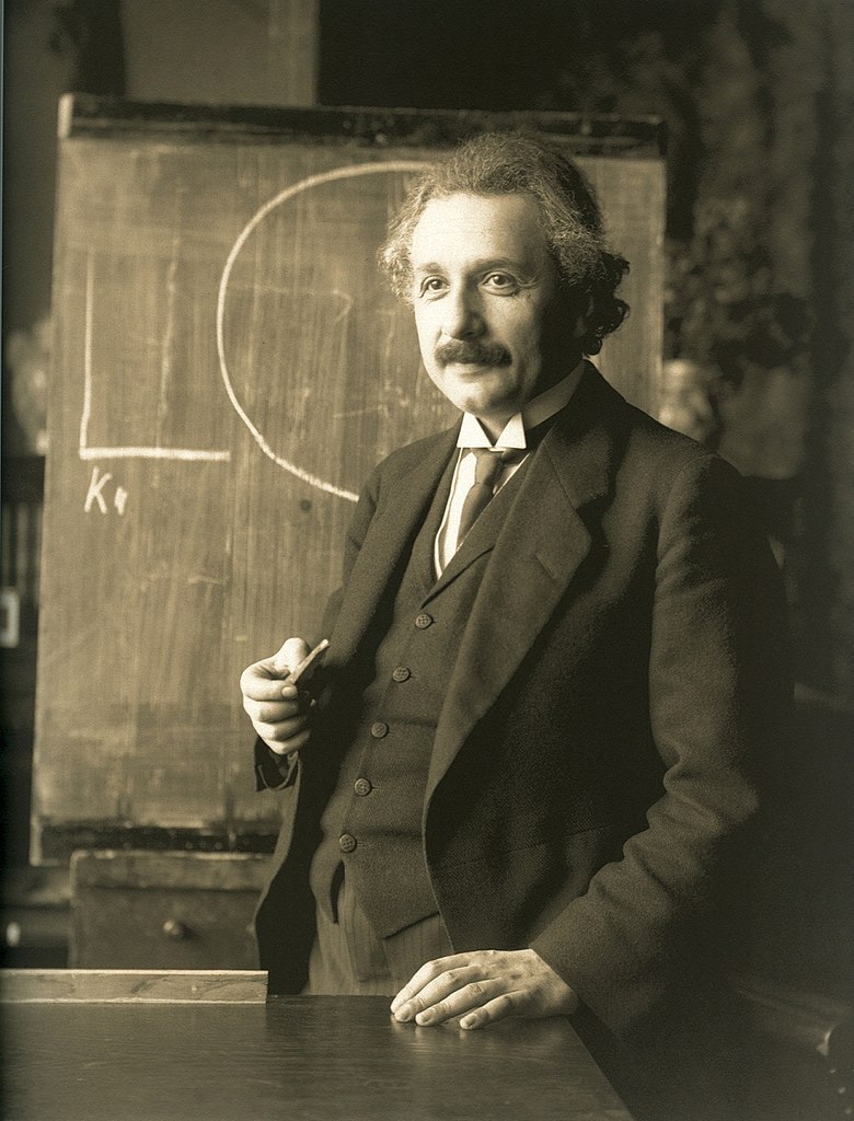 Альберт Эйнштэйн