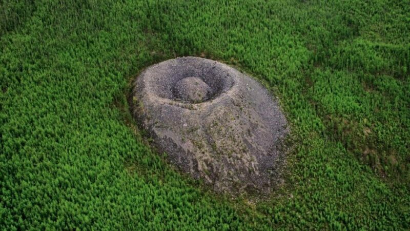 Skrivnostni krater Patomskiy: bizarna skrivnost, skrita globoko v sibirskih gozdovih 1