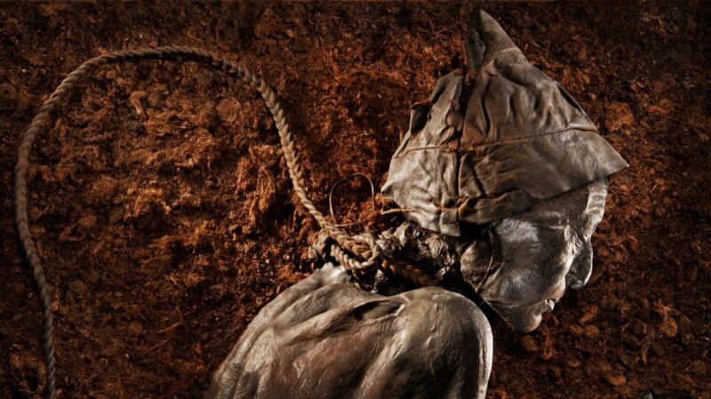 Човекът Толунд: Археолозите откриха 2,400-годишна мумия в Дания 1