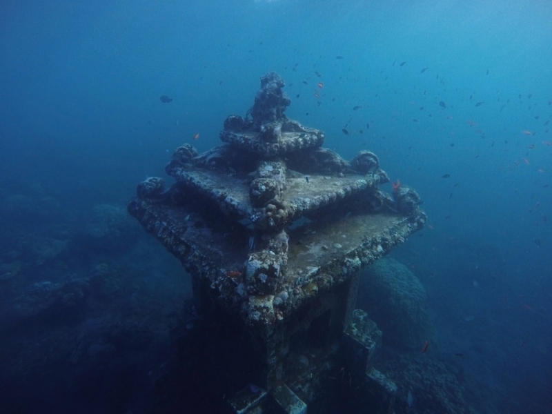 Underwater temple