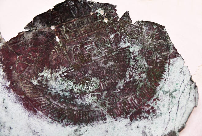 Античка перуанска маска на смртта од 10,000 п.н.е.? Направено е од неземен материјал! 2