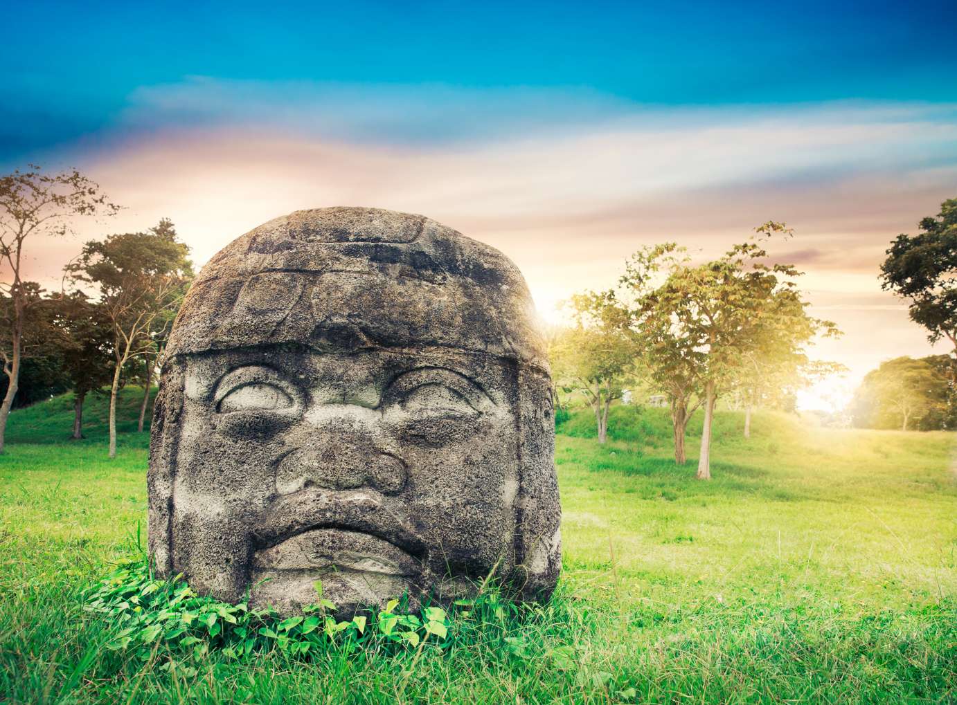 Guatemala megmagyarázhatatlan „kőfeje”: bizonyíték egy földönkívüli civilizáció létezésére? 3