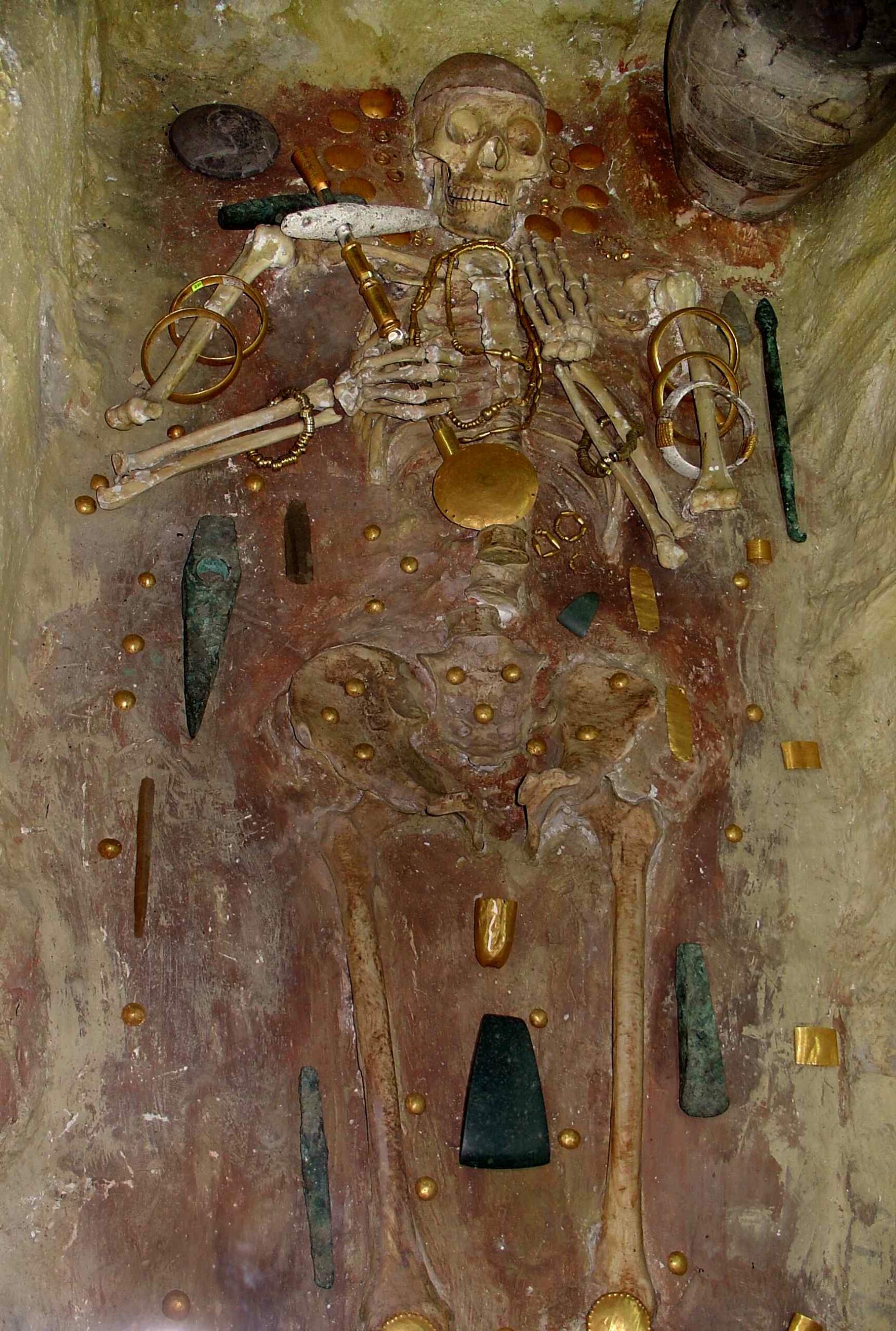 A tomb from the Varna necropolis (Bulgaria), circa 4600 BC, with the world's oldest gold jewellery yet discovered.