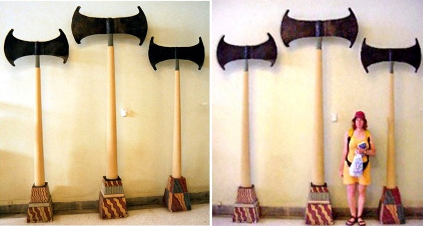 Ancient Minoan giant double axes. Image credit: Woodlandbard.com