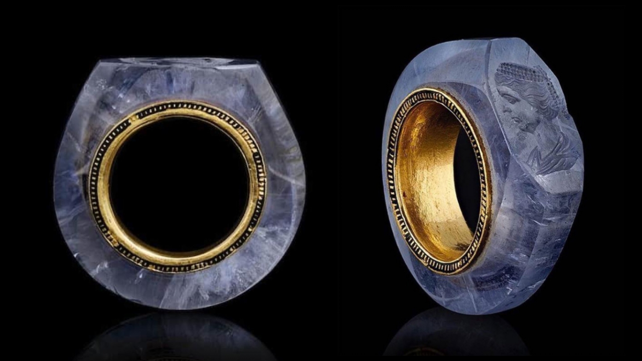 Kaligulov osupljivi 2,000 let star prstan s safirjem pripoveduje o dramatični ljubezenski zgodbi 1