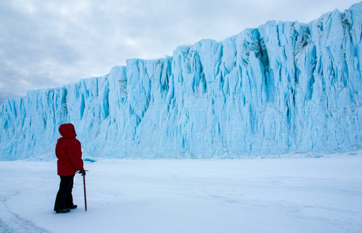 Kedu ihe dị n'ezie karịa mgbidi ice nke Antarctica? 8