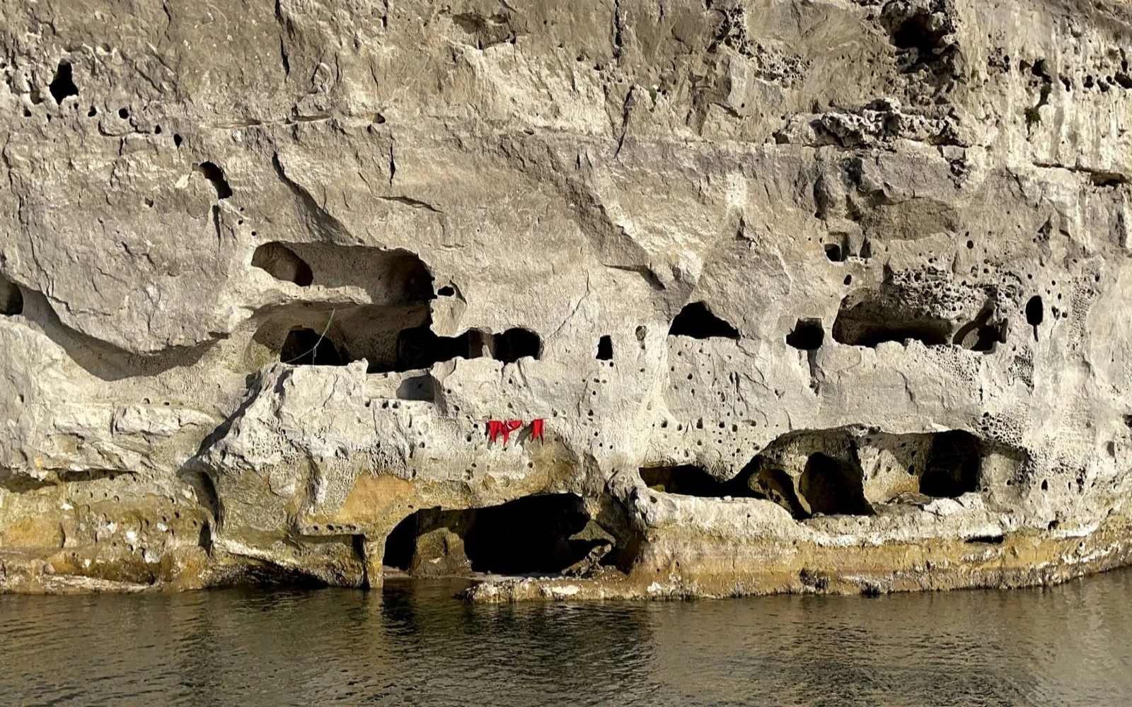 Râul Eufrat sa secat pentru a dezvălui secretele antichității și dezastrul inevitabil 3