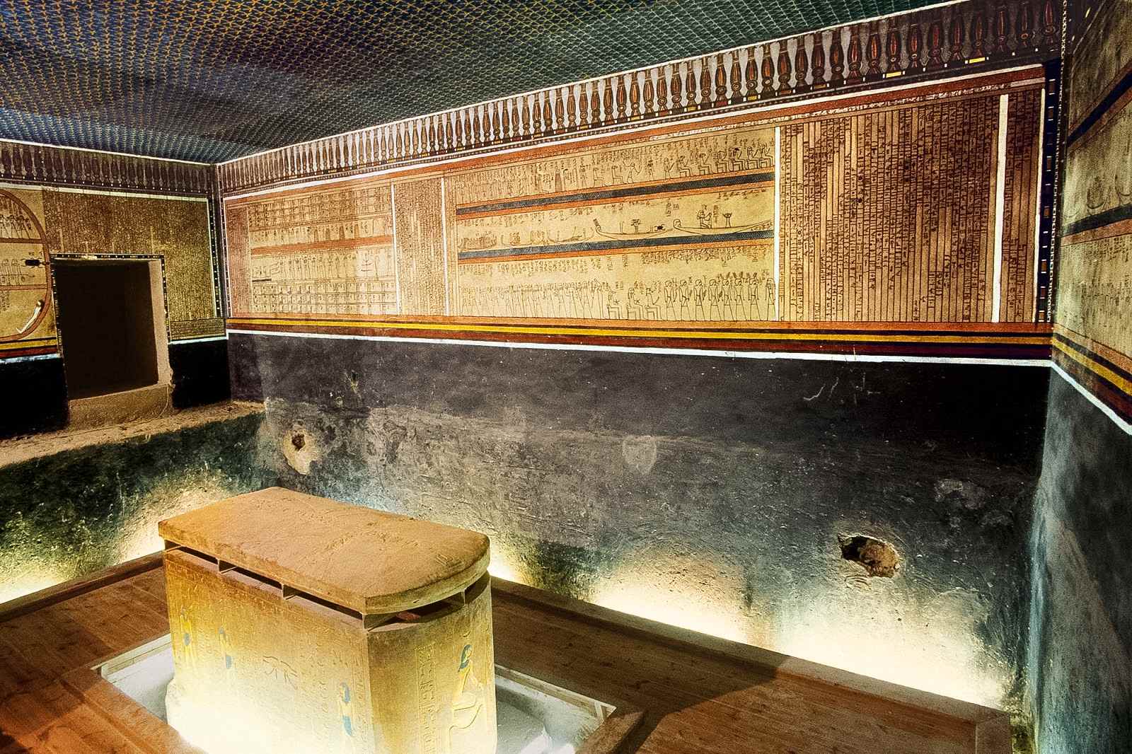 Exploring Tomb KV35: Casa enigmaticei domnișoare din Valea Regilor 2
