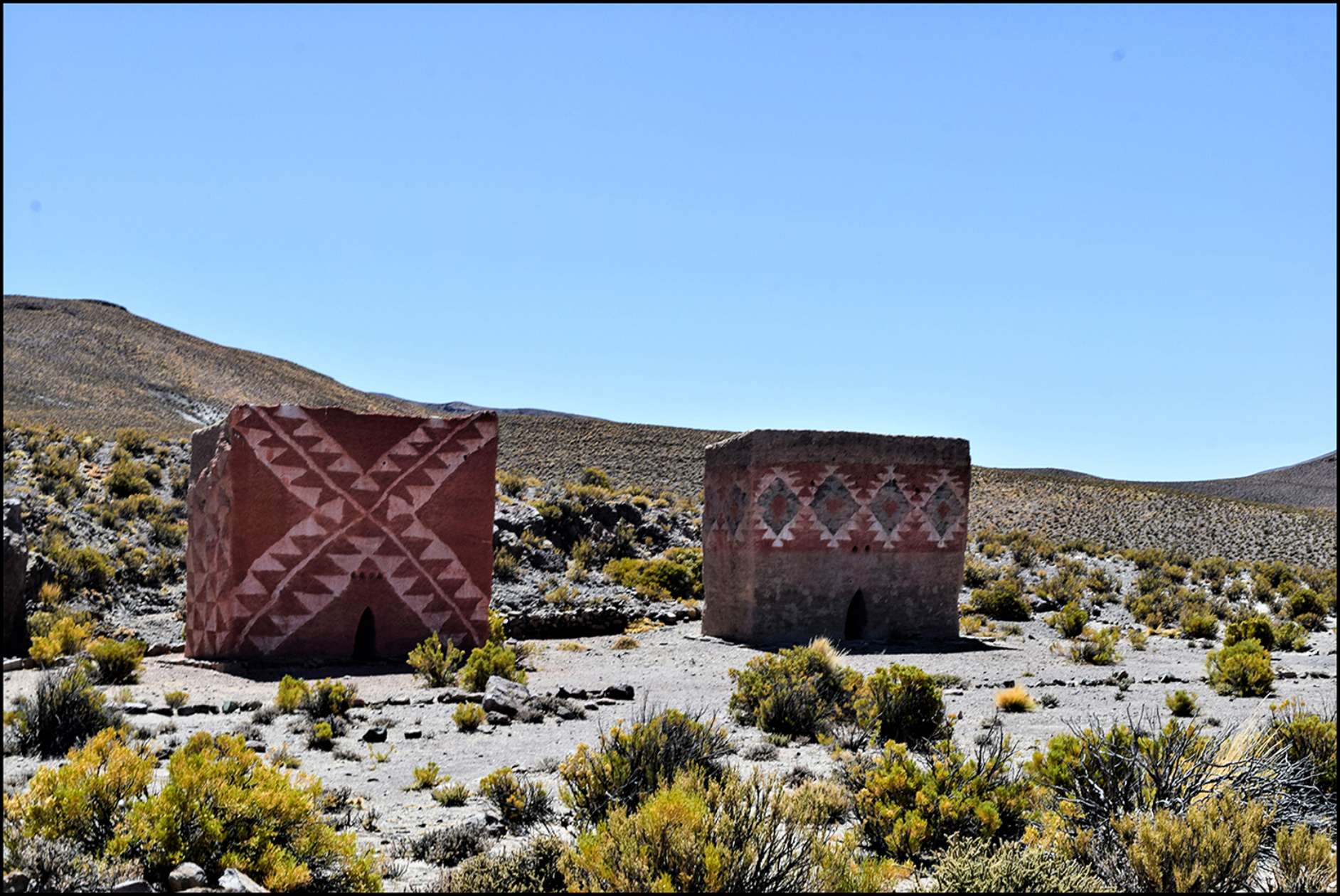 Funerary towers of the Rio Lauca