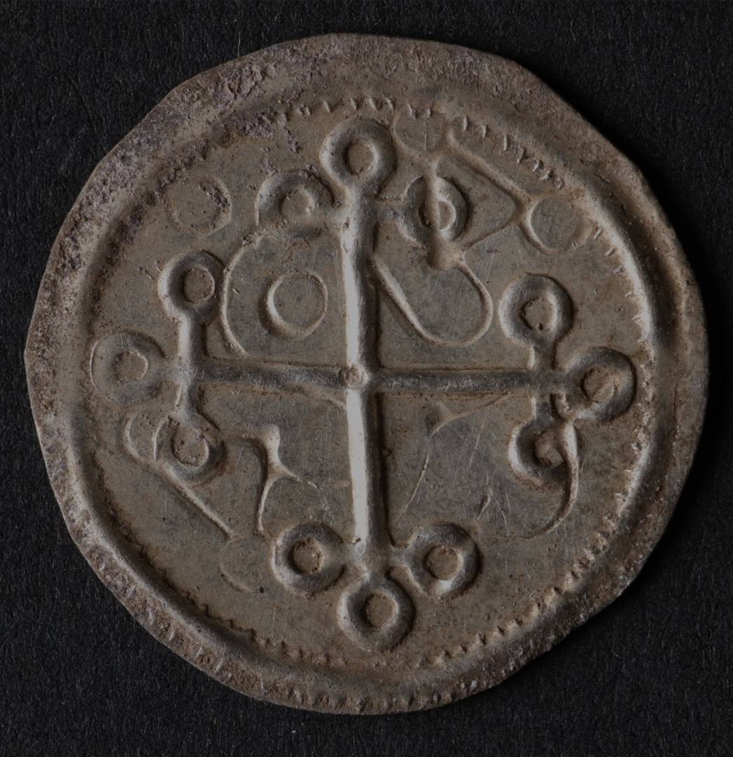 Dvojitý poklad vikingského pokladu objevený poblíž pevnosti Haralda Bluetooth v Dánsku 4