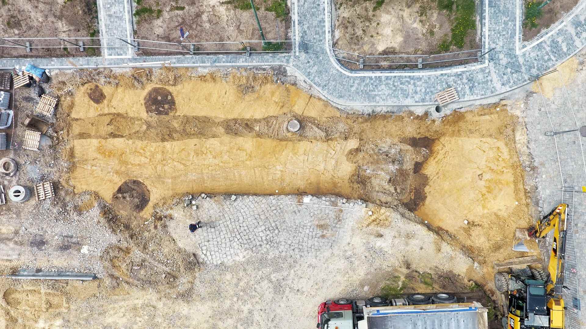 Добро очуван костур стар 7,000 година ископан током реновирања у Пољској 2
