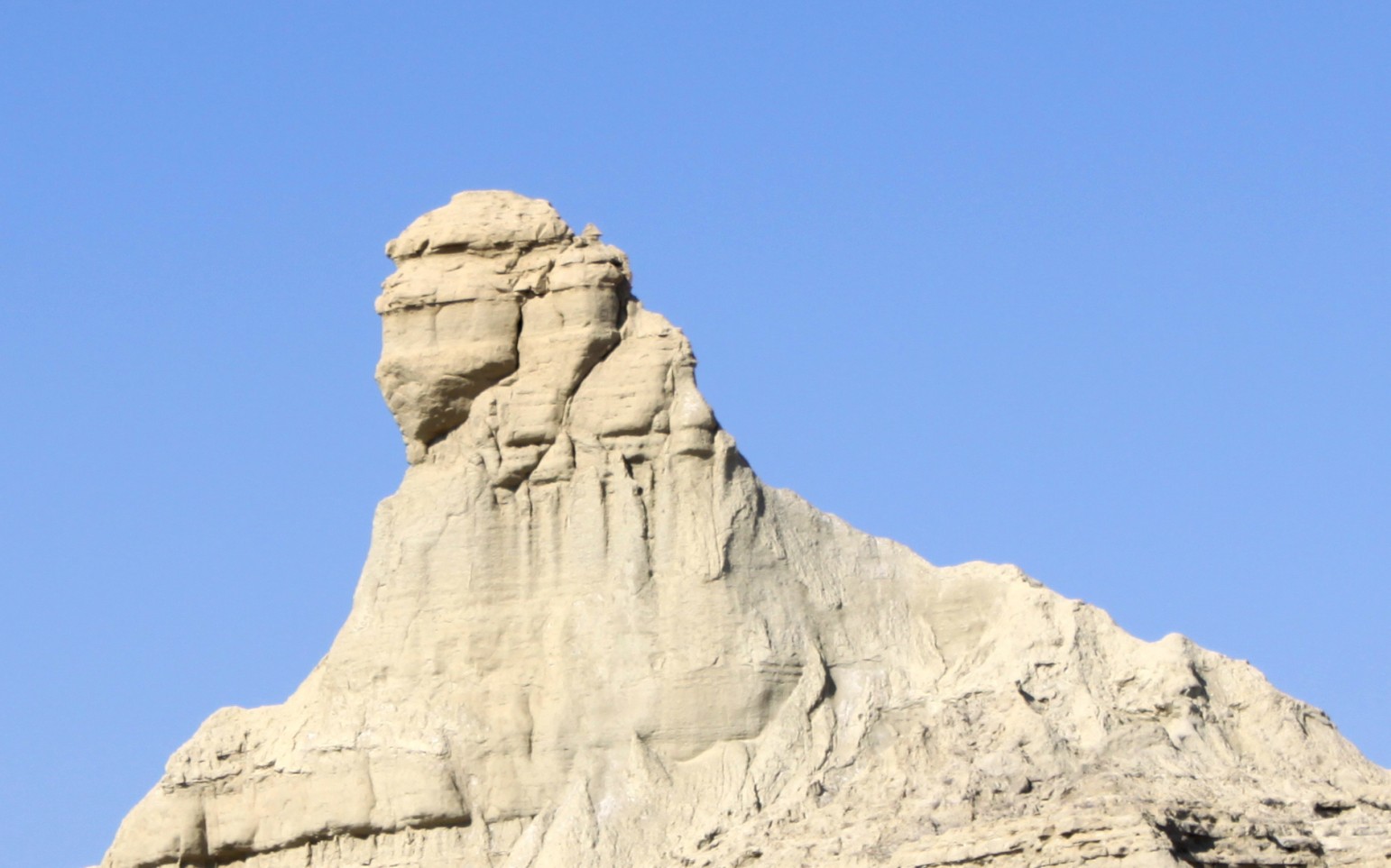 The Sphinx of Balochistan: Natural phenomenon or ingenious human creation? 2