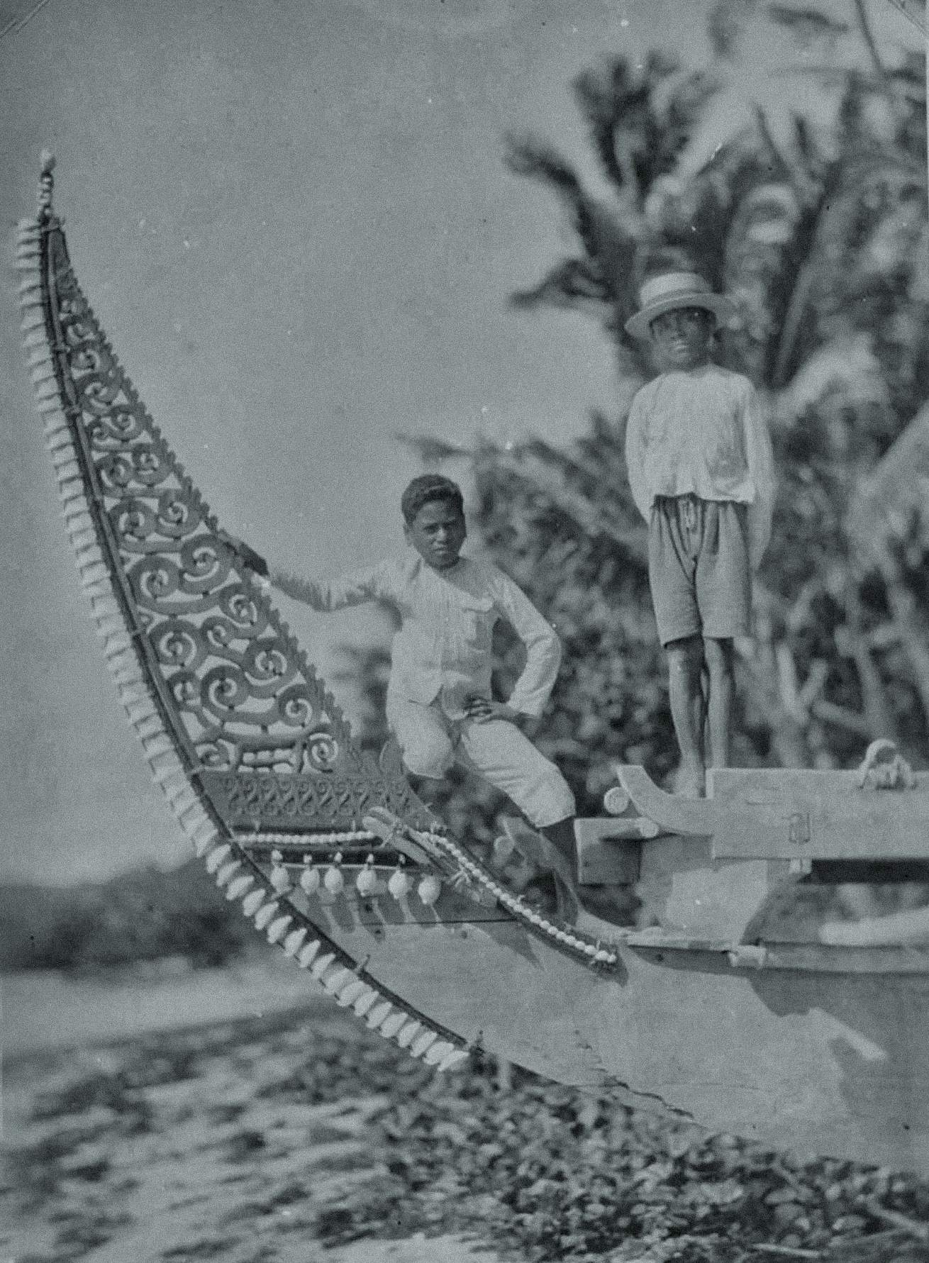 Moluccan boats from Indonesia identified in Australian rock art 4