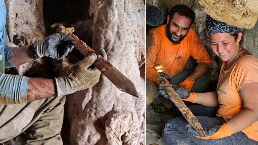 यहूदिया में एक छिपी हुई रेगिस्तानी गुफा में दुर्लभ और अविश्वसनीय रूप से संरक्षित रोमन तलवारें मिलीं! 3